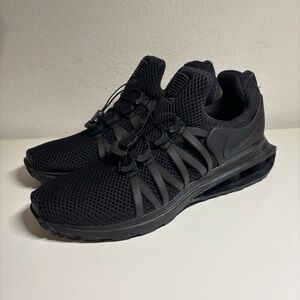 NEW NIKE Shox Gravity Triple Black Mens Size 8